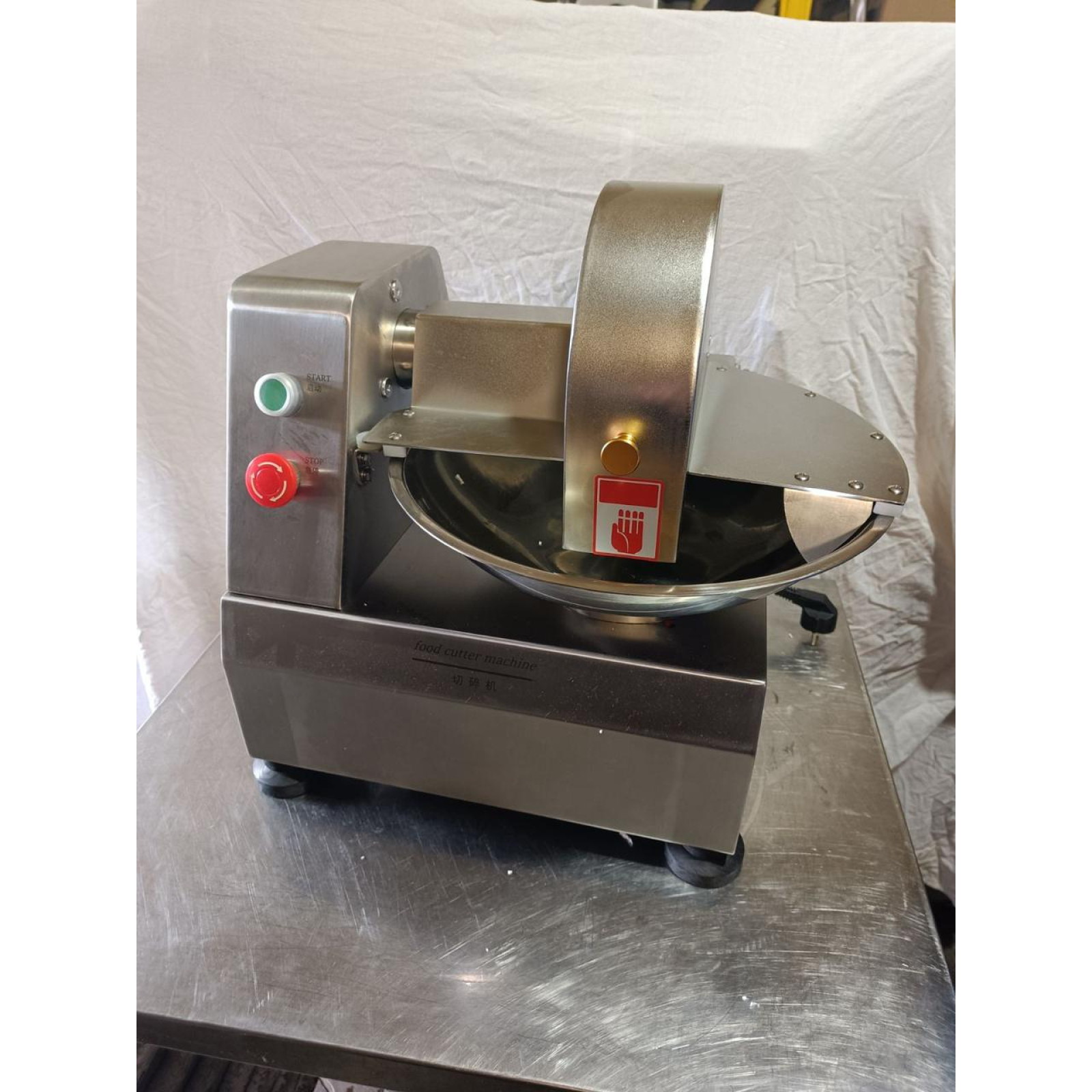 Куттер для рубання м'яса та харчових продуктів Vektor DE 300 5l