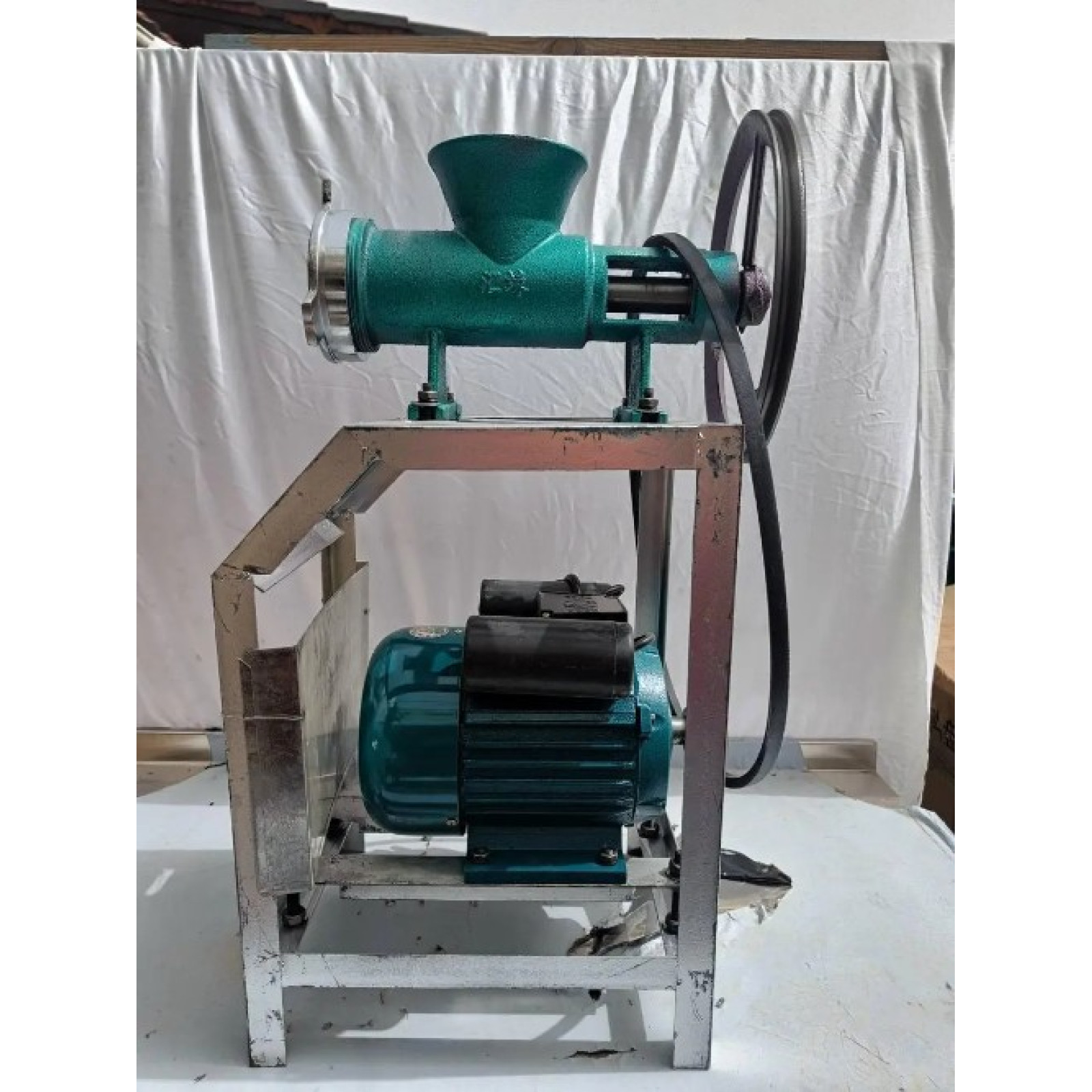 М'ясорубка промислова Vektor 22DJ 180-230 кг/год. мотор мідний горловина з нержавіючої сталі