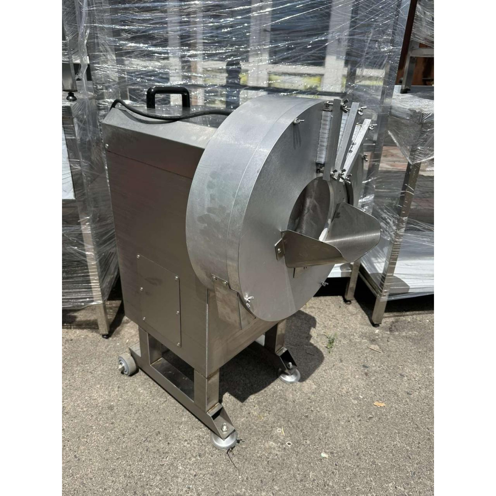 Овощерезка Машина для нарезки моркови по корейски  Vektor MK 500